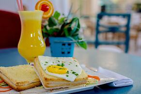 De la Trinidad Hotel