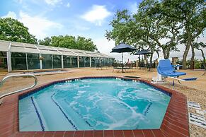 Holiday Inn Club Vacations Hill Country Resort Canyon LK by IHG