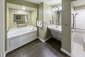 Holiday Inn Club Vacations Piney Shores Resort at Lake Conroe by IHG