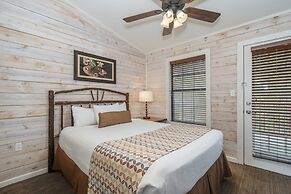 Holiday Inn Club Vacations Piney Shores Resort at Lake Conroe by IHG