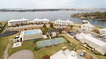 Holiday Inn Club Vacations Piney Shores Resort at Lake Conroe by IHG