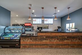 Holiday Inn Club Vacations Piney Shores Resort at Lake Conroe by IHG