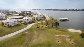 Holiday Inn Club Vacations Piney Shores Resort at Lake Conroe by IHG