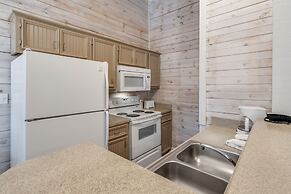 Holiday Inn Club Vacations Piney Shores Resort at Lake Conroe by IHG