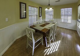 Holiday Inn Club Vacations Piney Shores Resort at Lake Conroe by IHG