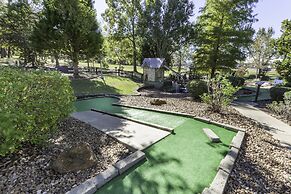 Holiday Inn Club Vacations Piney Shores Resort at Lake Conroe by IHG