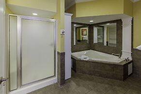 Holiday Inn Club Vacations Piney Shores Resort at Lake Conroe by IHG