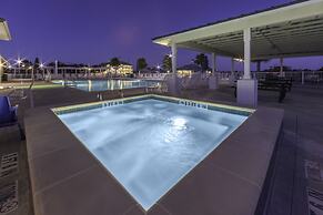 Holiday Inn Club Vacations Piney Shores Resort at Lake Conroe by IHG