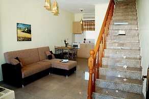 Ariadnes Holiday Accommodation II