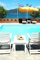 Ariadnes Holiday Accommodation II