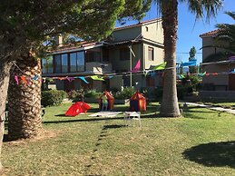 Ariadnes Holiday Accommodation II