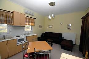 Ariadnes Holiday Accommodation II