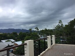 Coron Visitors Hotel