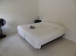 Sun Sea Sleep Apartments