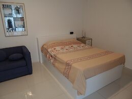 Sun Sea Sleep Apartments