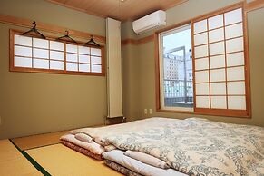 Otaru Ekimae Guest House Ito - Hostel