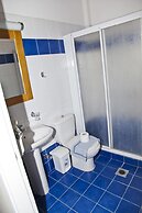 Alexander Apartments