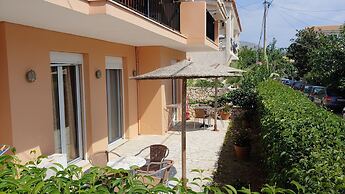 Alexander Apartments