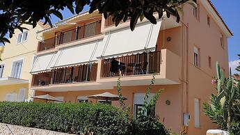 Alexander Apartments