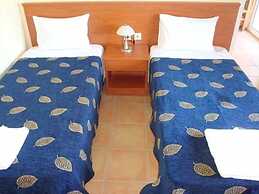 Alexander Apartments