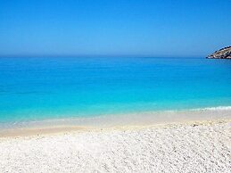 Alexander Apartments