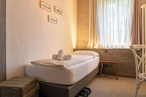 Seven Boutique Hotel