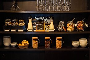 Seven Boutique Hotel