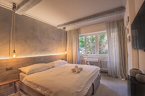 Seven Boutique Hotel