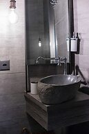 Seven Boutique Hotel