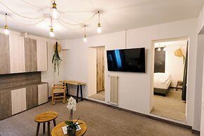 Seven Boutique Hotel