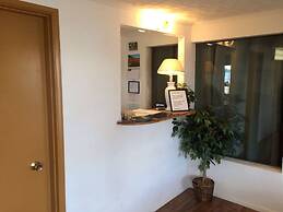 Connell Inn and Suites