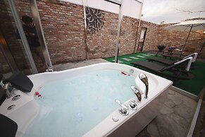 February Hotel Apsan