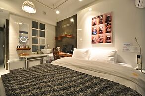 February Hotel Apsan