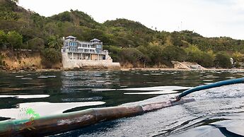 Jaynet Oceanview Resort