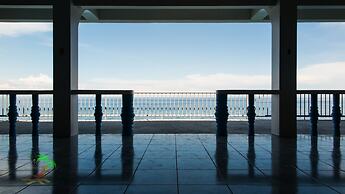 Jaynet Oceanview Resort