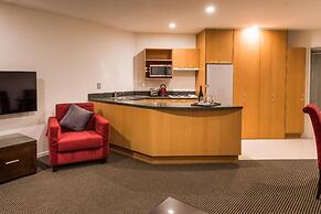 Fino Hotel and Suites