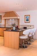 Fino Hotel and Suites