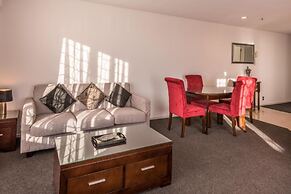 Fino Hotel and Suites