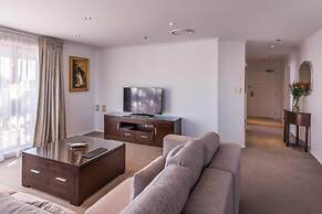 Fino Hotel and Suites