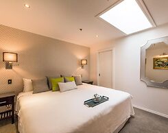 Fino Hotel and Suites