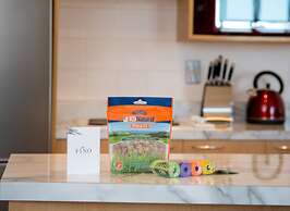 Fino Hotel and Suites