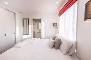 Fino Hotel and Suites