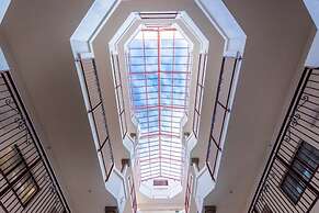 Fino Hotel and Suites