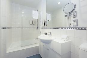 Fino Hotel and Suites