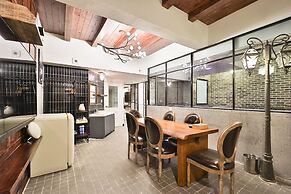 February Hotel Hwanggeum