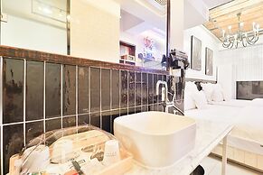 February Hotel Hwanggeum