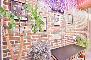 February Hotel Hwanggeum