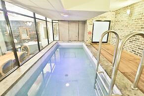 February Hotel Hwanggeum