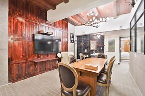 February Hotel Hwanggeum