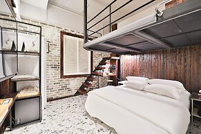 February Hotel Hwanggeum